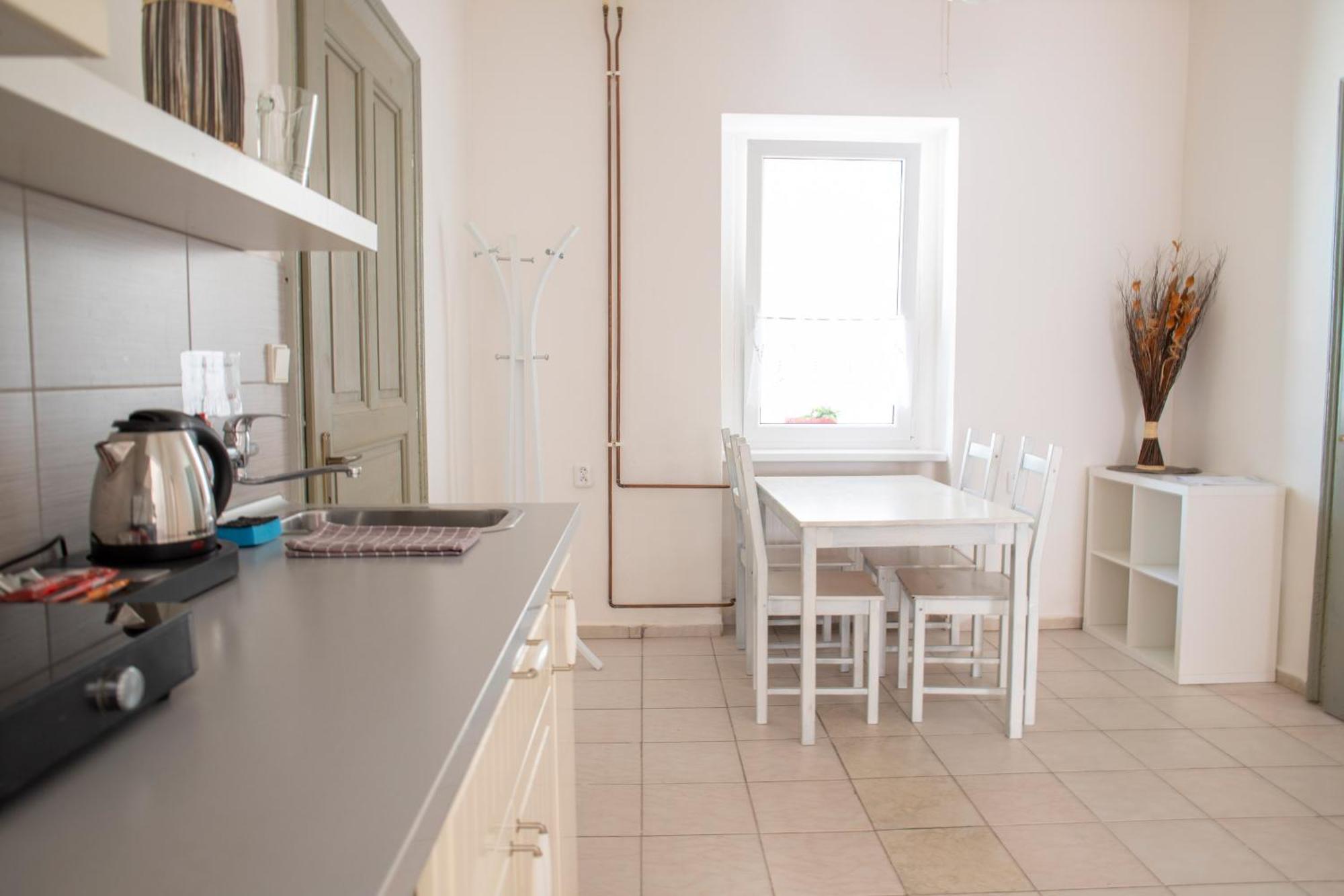 Amenity Apartmany Perna Luaran gambar