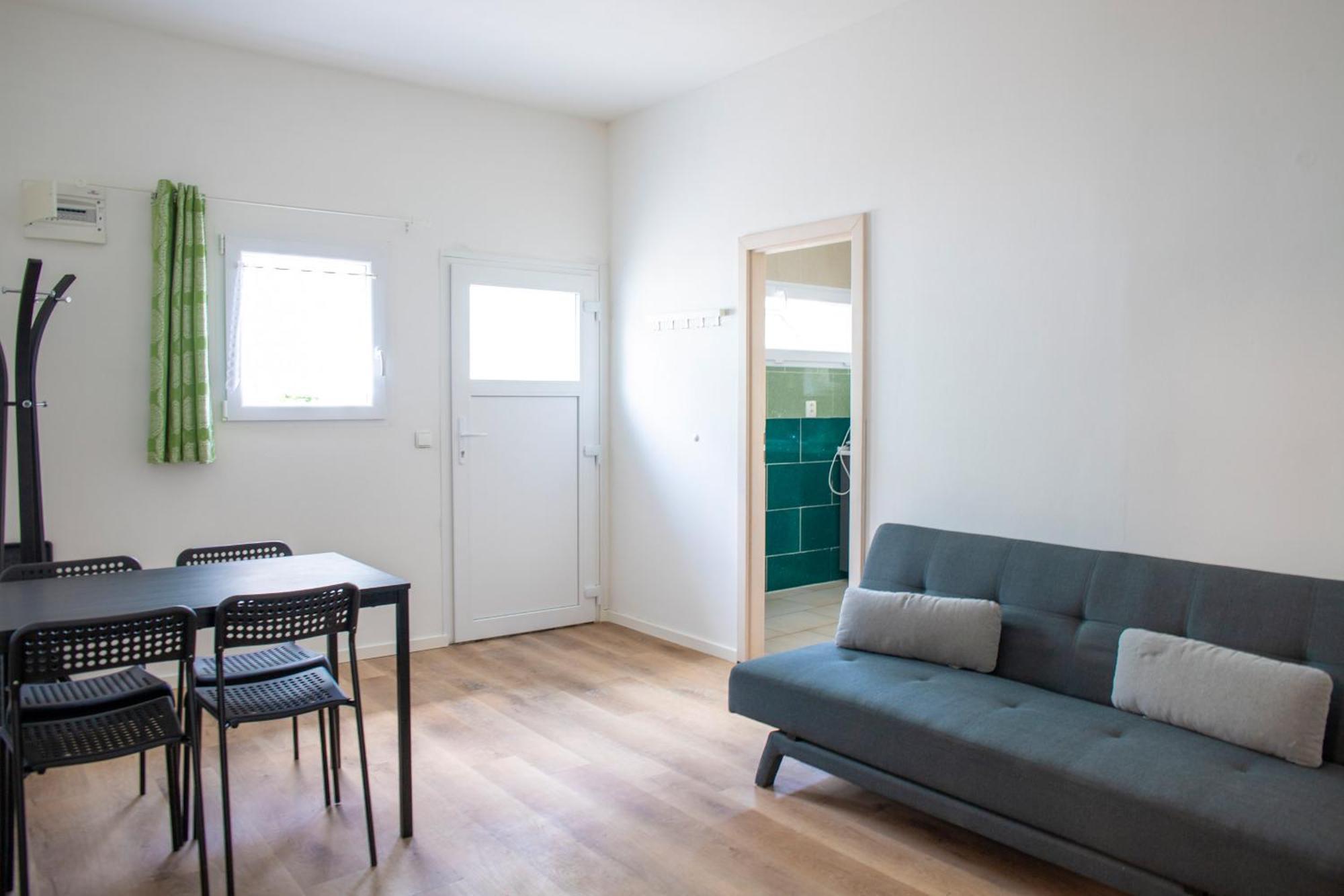 Amenity Apartmany Perna Luaran gambar