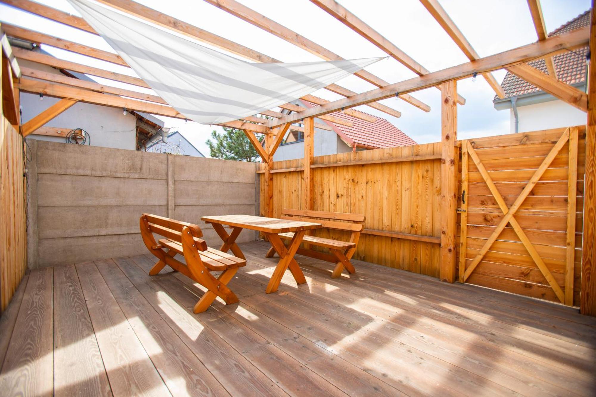 Amenity Apartmany Perna Luaran gambar